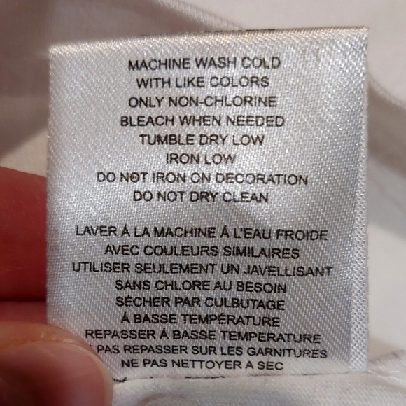 🔥SALE🔥 Disney Frozen Girl's T-shirt NWT Sizes M (10/12), L (14) & XL (16) - Picture 6 of 6